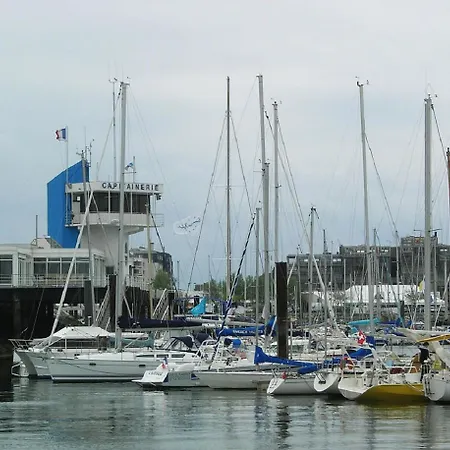 Botel Sur Un Yacht Insolite *